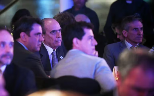 El Gobierno enfrenta 48 horas clave en el Congreso con un revés para su reforma política