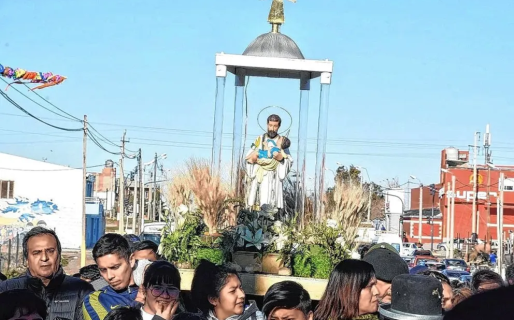 Peregrinación por San Cayetano: hoy se realiza la tradicional procesión para venerar al santo del pan y del trabajo