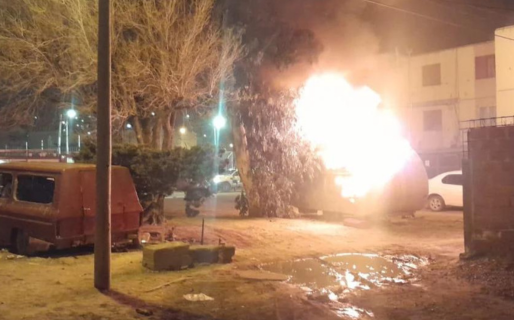 Un incendio consumió una casilla rodante en el barrio 30 de Octubre