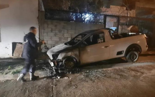 Se incendió un auto y creen que habría sido intencional