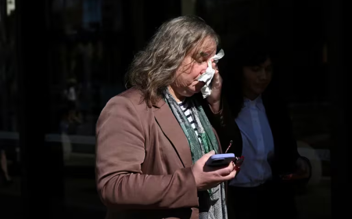 Una mujer transgénero ganó juicio por discriminación tras ser expulsada de una app exclusiva para mujeres