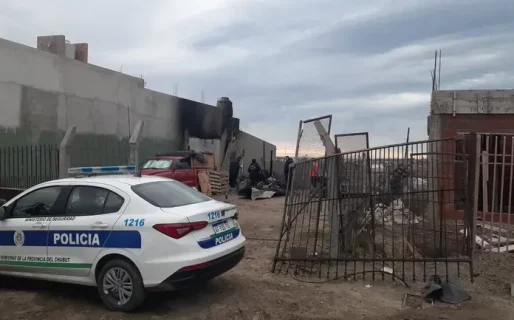 La pareja de la joven que falleció en el incendio continúa en terapia intensiva