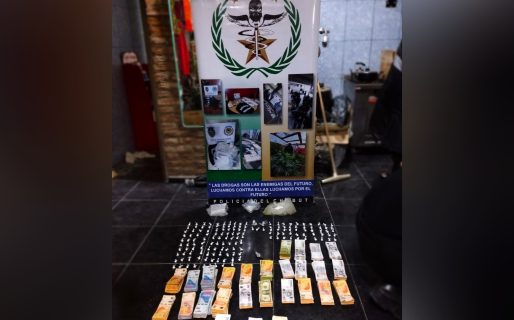 Desbarataron una banda dedicada al narcomenudeo y les secuestraron más de 4 millones de pesos