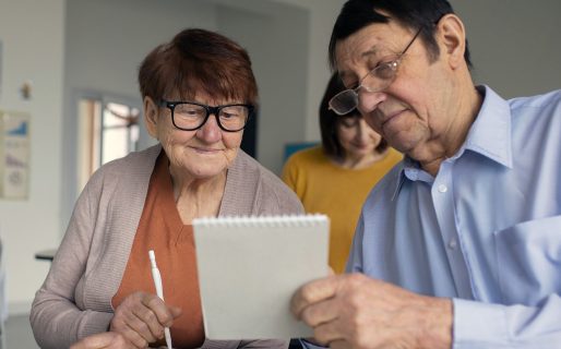 Este viernes finalizan las inscripciones a los cursos universitarios UPAMI 2024 para adultos mayores