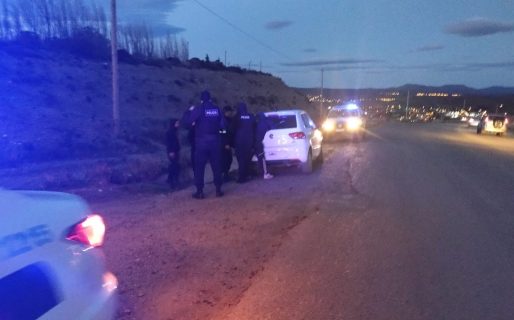 Un joven de 22 años fue detenido tras chocar a un motociclista, robarle la moto y huir de la escena del accidente