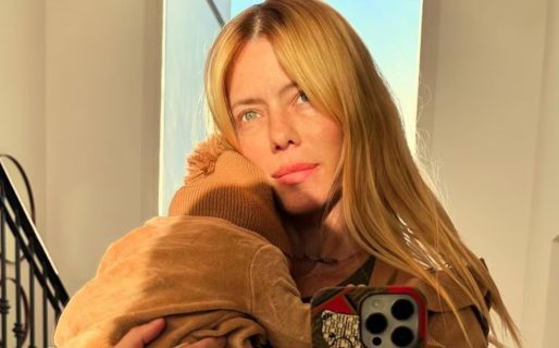 Nicole Neumann salió a pasear con su hijo Cruz y un detalle de la vestimenta del bebé levantó críticas