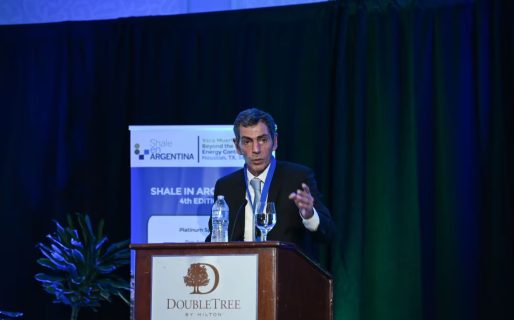 El Gobierno reducirá más los subsidios a las tarifas en 2025 y aumentará el impuesto a los combustibles