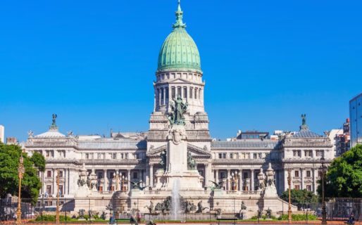 Familiares de víctimas de mala praxis le exigen al Senado que apruebe una ley de seguridad sanitaria