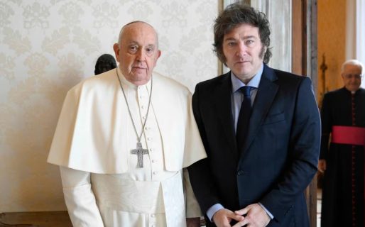 El Gobierno busca evitar confrontar con el papa Francisco para conseguir su visita al país