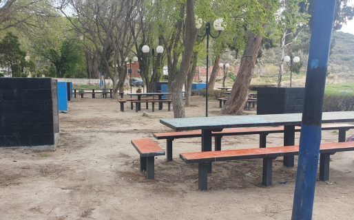 Un grupo de jóvenes acondicionó un lugar para albergar a casi 1000 fanáticos de La Renga