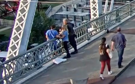 Bon Jovi le salvó la vida a una mujer que estaba a punto de saltar de un puente