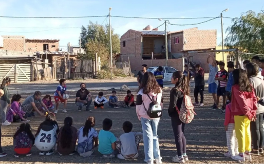 Pies en el Barrio se prepara para celebrar el día de las infancias 