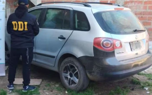 Fingió un secuestro y encerró a su novia durante horas para robarle dinero a su suegro