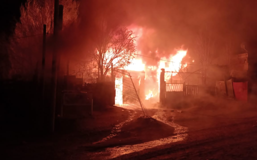 Incendio de vivienda en barrio Las Rosas: solo se registraron pérdidas materiales
