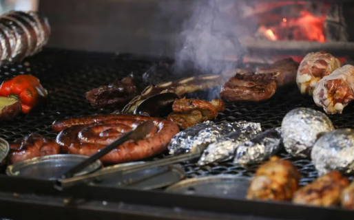 Ocho de cada 10 argentinos redujeron o eliminaron los asados