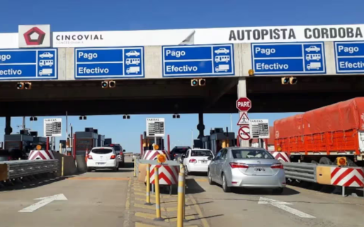 Atropelló y mató a una empleada de peaje al escapar de un control policial