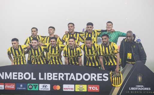 Peñarol eliminó heroicamente a Flamengo y está en la semi
