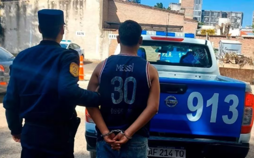 Su novia se peleó con una joven, se sumó a los golpes y fue demorado