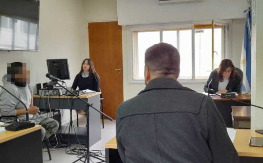 Golpeó y persiguió con un palo a un hombre y quedó con prisión preventiva