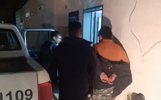 Detuvieron a dos hombres por robar en un supermercado