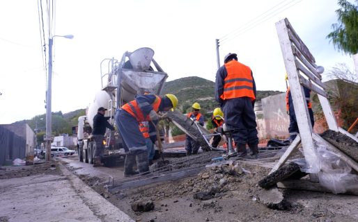 Continúan con los trabajos de mantenimiento de la trama vial de zona norte