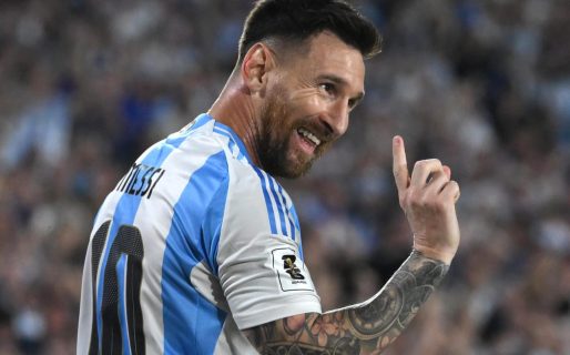 Argentina vapuleó a Bolivia con un triplete de Messi