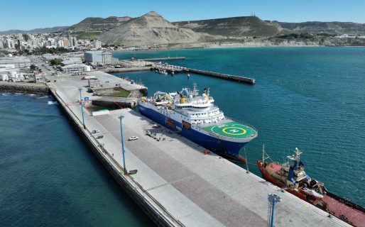 Buque sismográfico y el remolcador “Atlantic Dama” cumplieron escala operativa en el Puerto