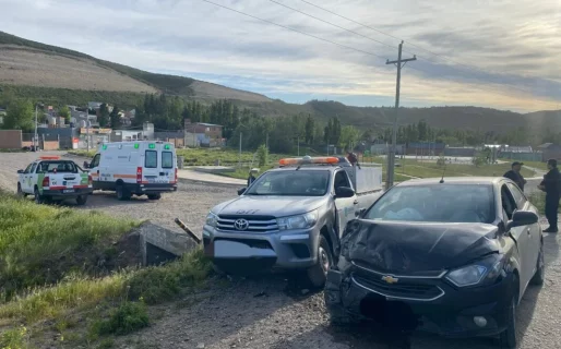 Tras un choque en el camino Roque González una persona resultó herida