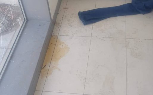 Al cajero automático del Regional lo usan de baño: «No se puede ni respirar»