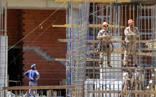 La actividad económica cayó 3,8% en agosto y anotó la tercera baja consecutiva