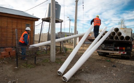 La SCPL avanza con obras de agua en distintos barrios de la ciudad