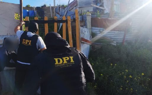 Denunció que su vecino le pegó un tiro en la pierna y lo amenazó en varias ocasiones con un arma