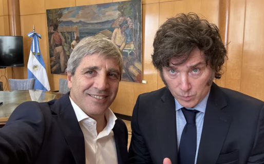 Llegó el desembolso del FMI: las reservas superaron los US$43.000 millones y el dólar oficial bajó a $1370