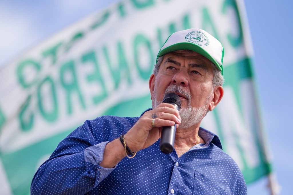 Taboada trató de “salame” y “agresivo” a Milei