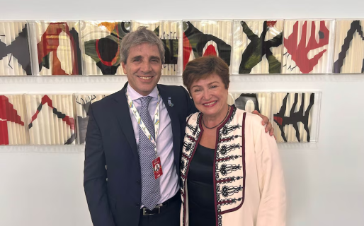 El Gobierno calcula un ahorro de USD 3.200 millones tras la decisión del FMI de recortar los cargos y sobretasas