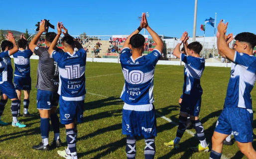 Newbery le ganó por la mínima a Portugués