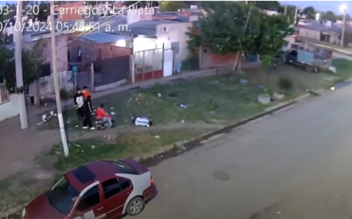 Un hombre en sillas de ruedas mató a otro tras una discusión y logró fugarse