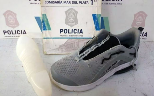 Un hombre al que le falta una pierna fue detenido por robar una zapatilla