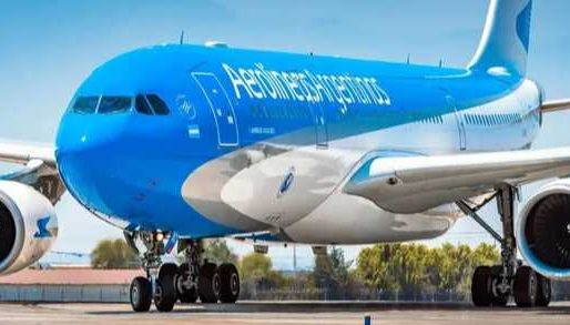 Aerolíneas Argentinas: el Gobierno inició reuniones con los gremios