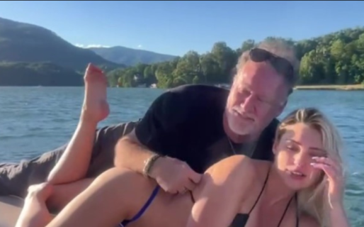 Ella tiene 23, él 62, se conocieron en Tinder y enfrentan los prejuicios