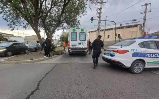 Chocó con su auto a un menor de 15 años que iba en bicicleta