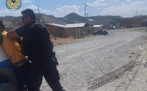 Lo atraparon robando una columna de hierro de una empresa constructora