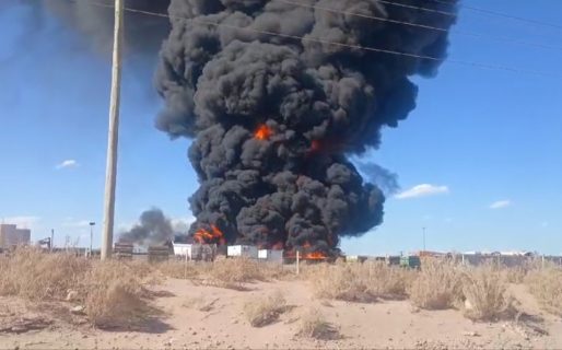 Impactante incendio y explosión en una planta de Añelo