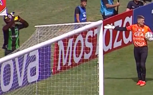 La mascota de Chicago dio detalles de la pelea con el arquero de Racing de Córdoba y reveló por qué lo insultó