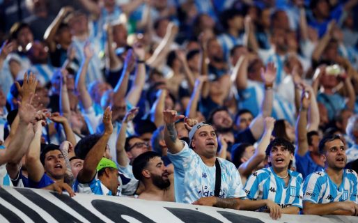 La desesperación de los hinchas de Racing que compraron entradas de Cruzeiro y la Conmebol se las rechazó