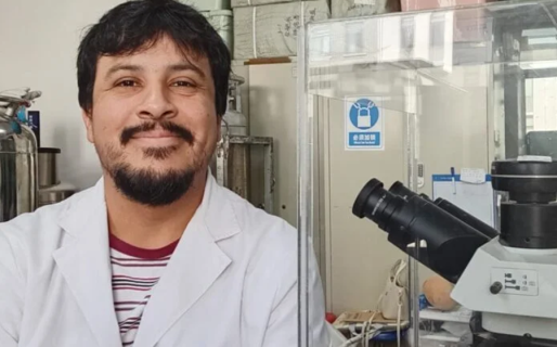 Becario de Chubut defendió con éxito tesis doctoral sobre el potencial biotecnológico de hongos patagónicos
