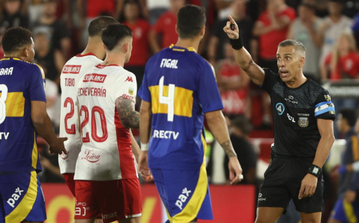 Boca y Huracán empataron 0-0 en un partido polémico y caliente