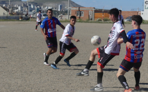 Stella Maris empató con Comodoro FC