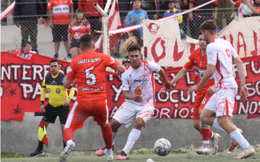 Huracán no pudo vulnerar la defensa de Olimpia