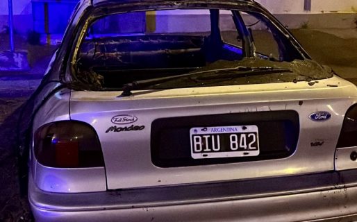 Se incendió un vehículo en barrio Ceferino